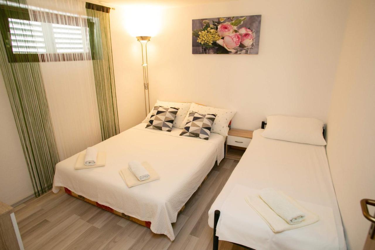 Apartments Sun Dance With Heated Pool Novalja Exterior foto