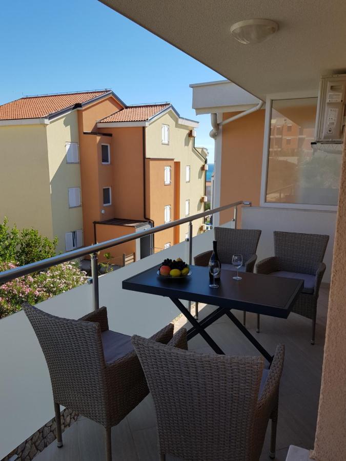 Apartments Sun Dance With Heated Pool Novalja Exterior foto